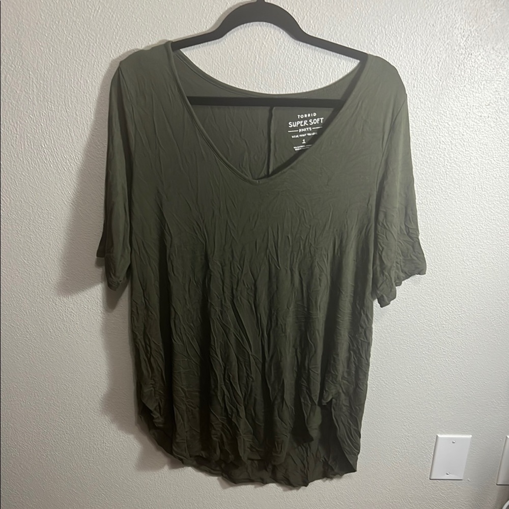 Torrid Green Relaxed Short Sleeve Tee